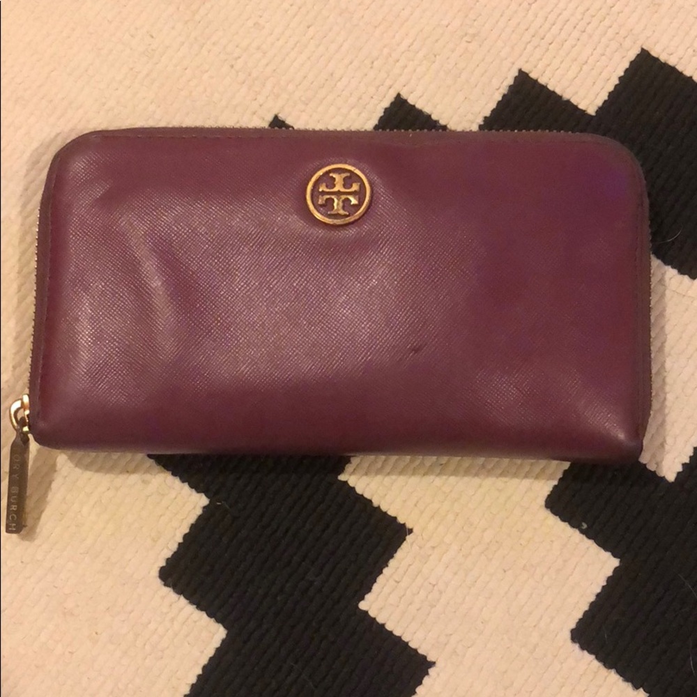 Tory Burch wallet